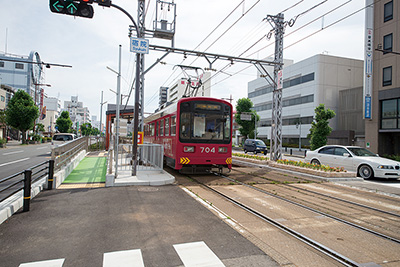 1911（明治44）年阪堺電気軌道が開通、翌年に「宿院停留場」が開業