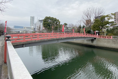 現在の「荏原神社」と「鎮守橋」