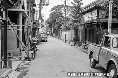 1964（昭和39）年に撮影された「茶屋町通り」