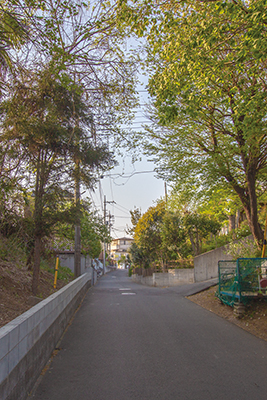 現在の「長久寺」の西側を通る旧「鎌倉街道」