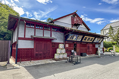 「博物館明治村」内の「呉服座」