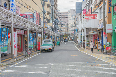 「阪急豊中市場」から「豊中駅」前の商店街へ発展 