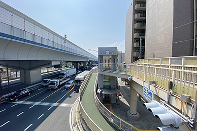 戦前には阪神間随一の目抜き通りといわれた「本町通商店街」