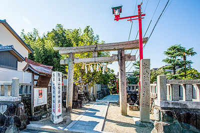 「瓢箪山稲荷神社」東参道