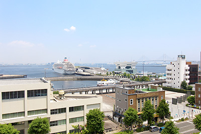 現在の「横浜港大さん橋国際客船ターミナル」